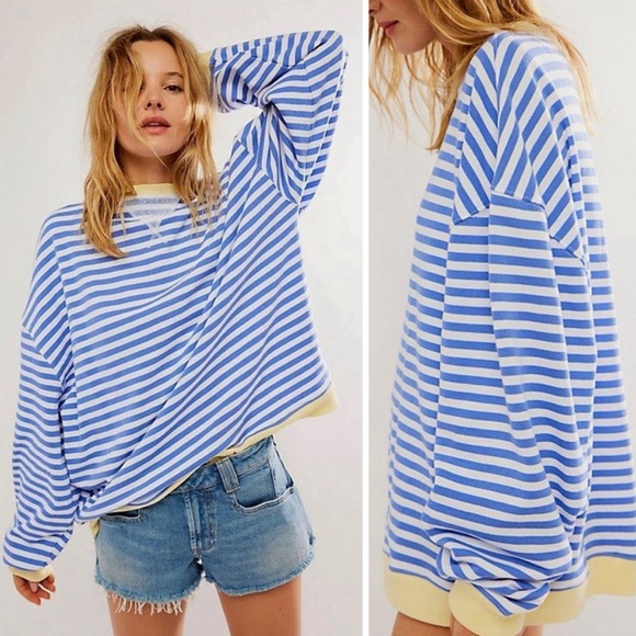 Free People Tops - NWT FREE PEOPLE CLASSIC STRIPED OVERSIZED CREWNECK